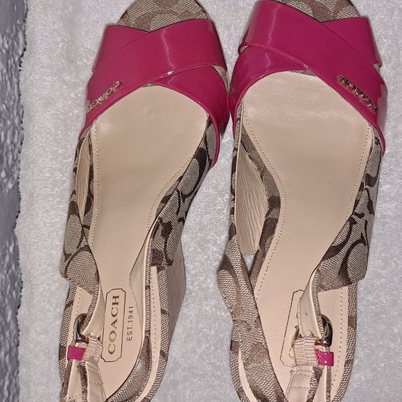 Coach Sandals - Picture 3 of 4